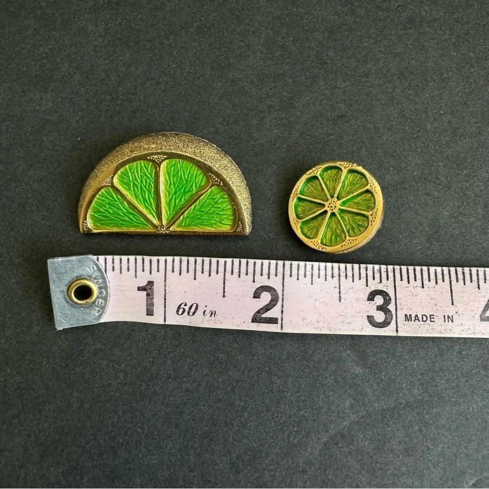 Napier Lime Slice Brooch & Earrings Set Green Gold Fruit Jewelry Vintage Clip On